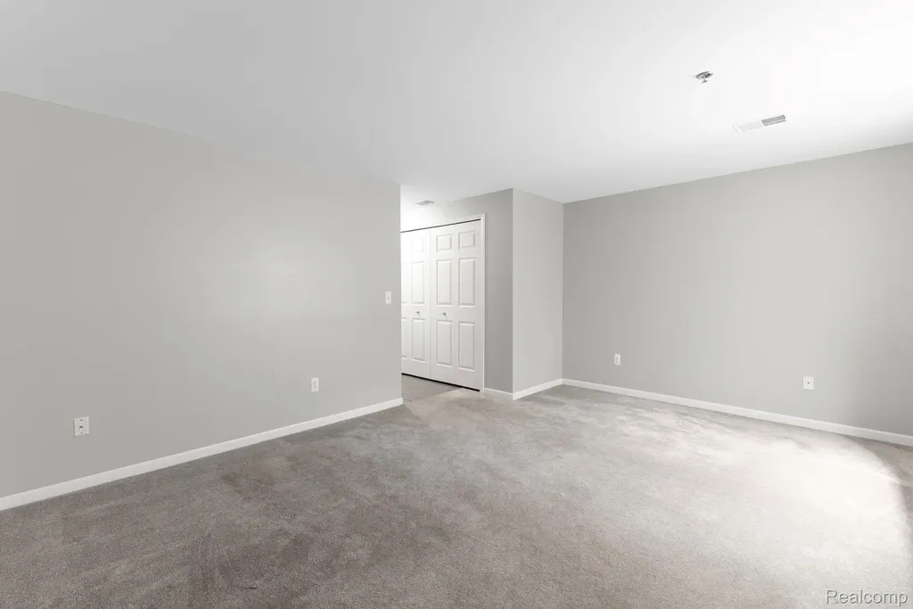 14568 Vauxhall Drive Sterling Heights City MI 48313
