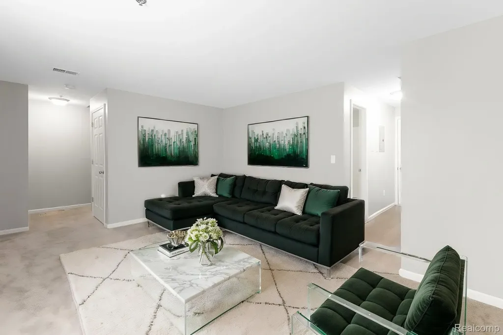 14568 Vauxhall Drive Sterling Heights City MI 48313