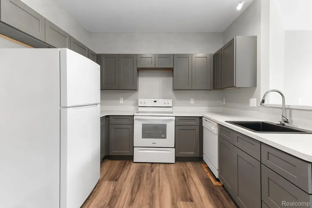 14568 Vauxhall Drive Sterling Heights City MI 48313