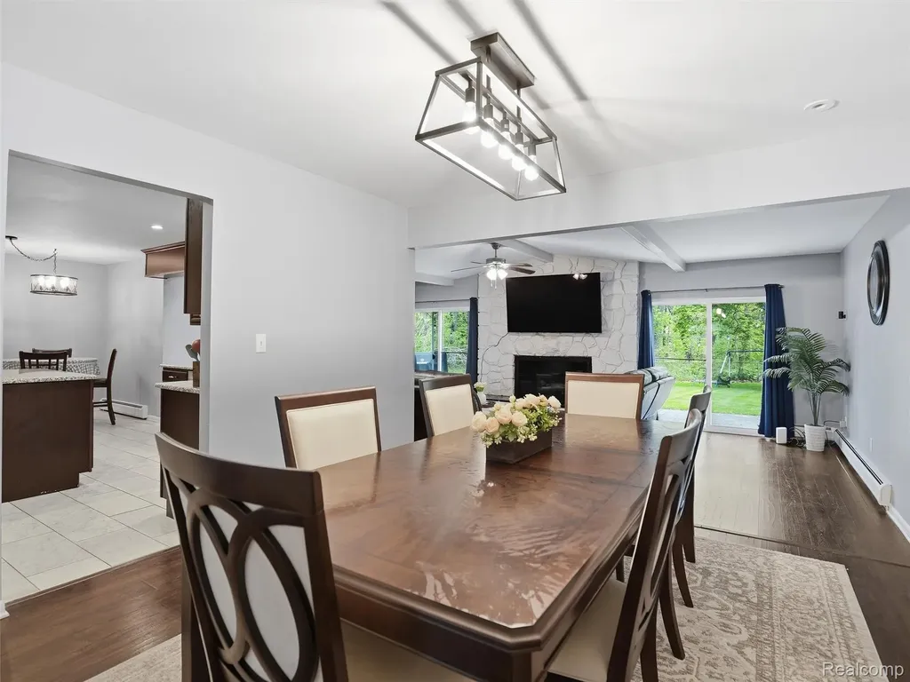 37296 Maple Leaf Court Clinton Charter Township MI 48036