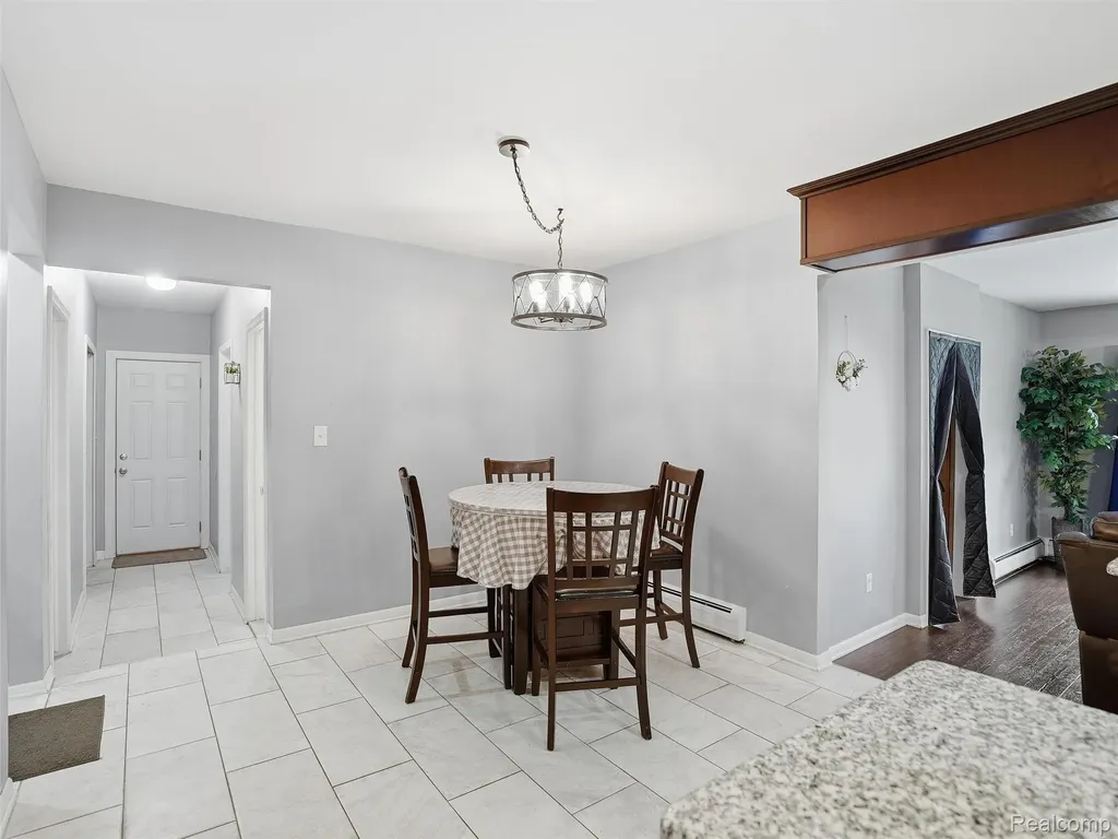 37296 Maple Leaf Court Clinton Charter Township MI 48036