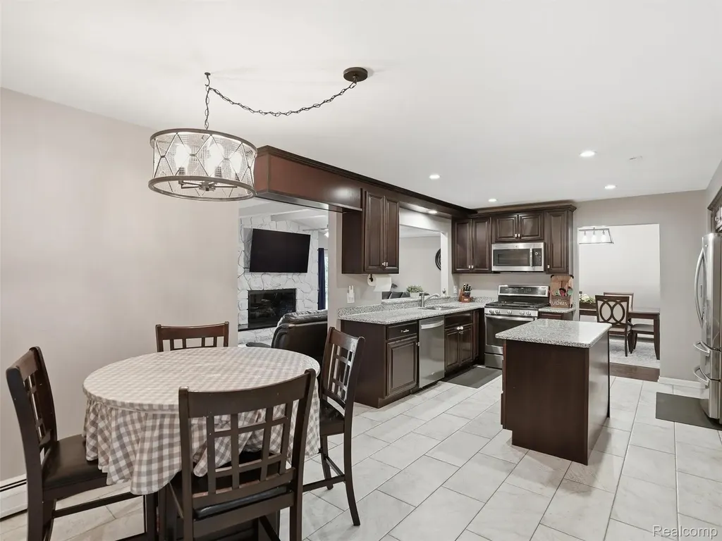 37296 Maple Leaf Court Clinton Charter Township MI 48036