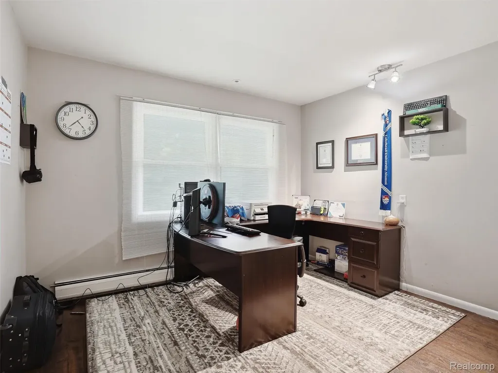 37296 Maple Leaf Court Clinton Charter Township MI 48036
