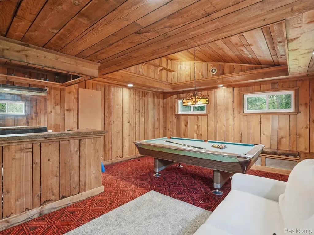 37296 Maple Leaf Court Clinton Charter Township MI 48036