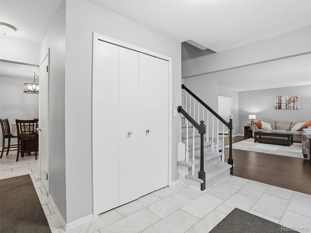 37296 Maple Leaf Court Clinton Charter Township MI 48036