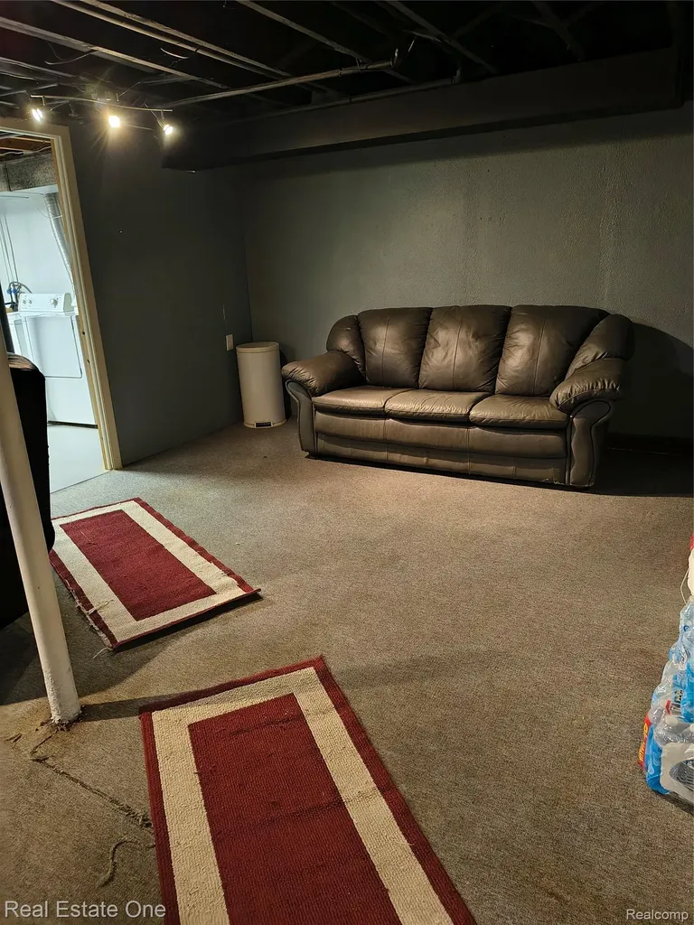 30866 Middlebury Street Westland City MI 48186