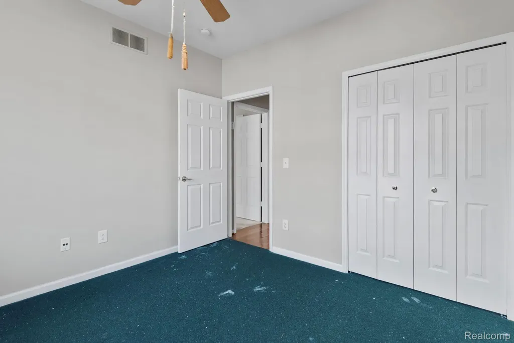 43127 Strand Drive Sterling Heights City MI 48313
