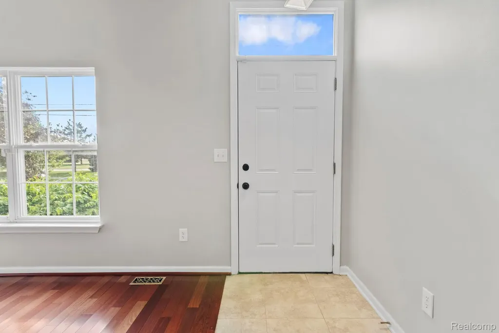 43127 Strand Drive Sterling Heights City MI 48313