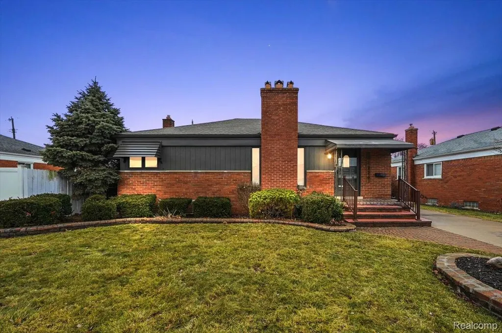 31229 Share Street St. Clair Shores City MI 48082