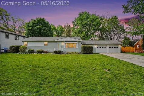 5850 Eldridge Drive Waterford Charter Township MI 48327