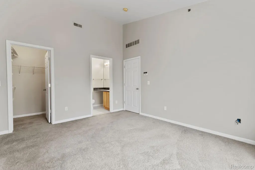 14267 Vauxhall Drive Sterling Heights City MI 48313