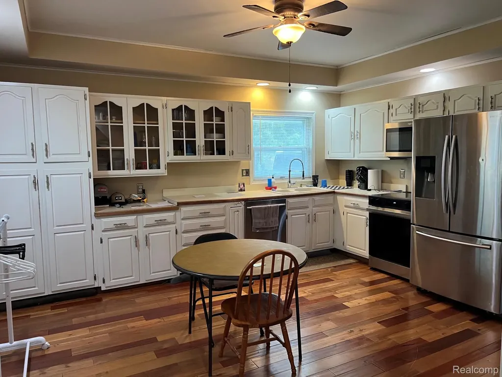 25 W Hunters Creek Road Lapeer Township MI 48446
