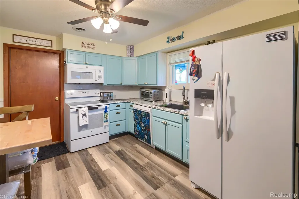 9254 N Genesee Road Thetford Township MI 48458