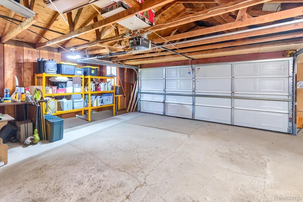 9254 N Genesee Road Thetford Township MI 48458