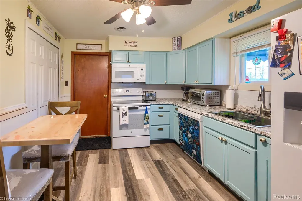 9254 N Genesee Road Thetford Township MI 48458