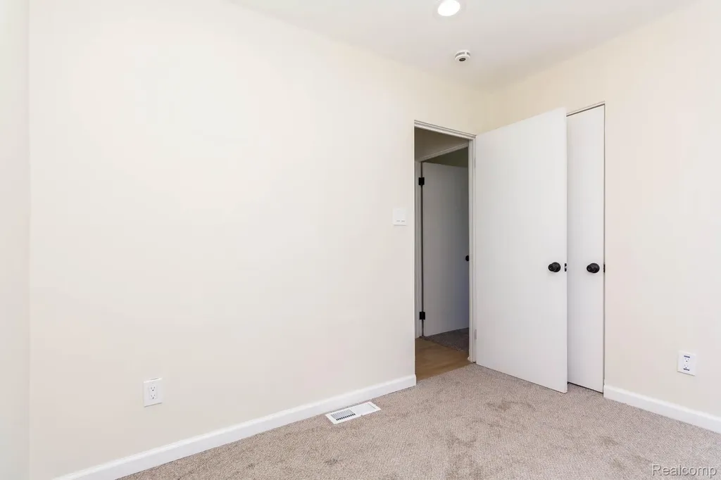 36777 Mulberry Street Clinton Charter Township MI 48035