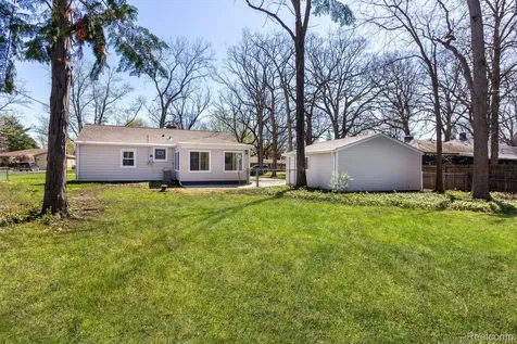 36777 Mulberry Street Clinton Charter Township MI 48035