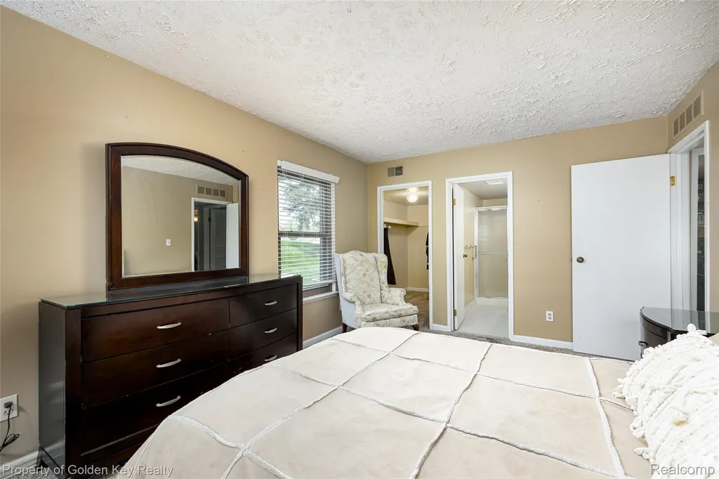 19625 Northridge Drive Northville Township MI 48167