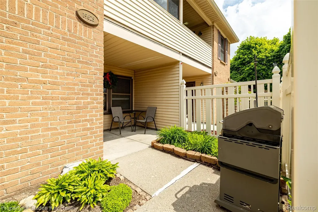 19625 Northridge Drive Northville Township MI 48167