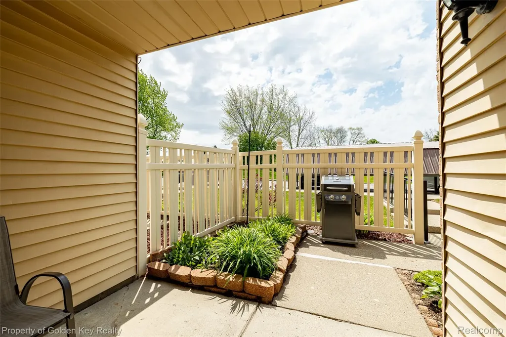 19625 Northridge Drive Northville Township MI 48167