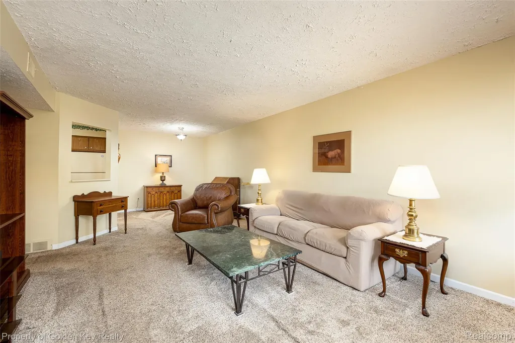 19625 Northridge Drive Northville Township MI 48167