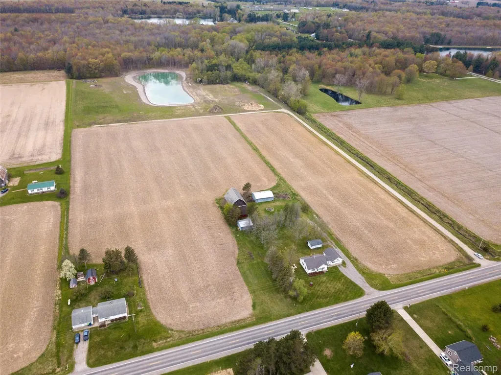 2250 S Hemlock Road Fremont Township MI 48626