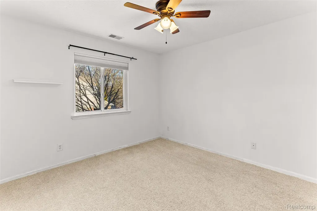 210 Marigold Circle Westland City MI 48185
