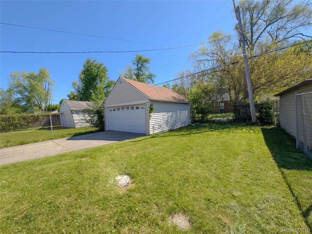 19160 Freeland Street Detroit City MI 48235