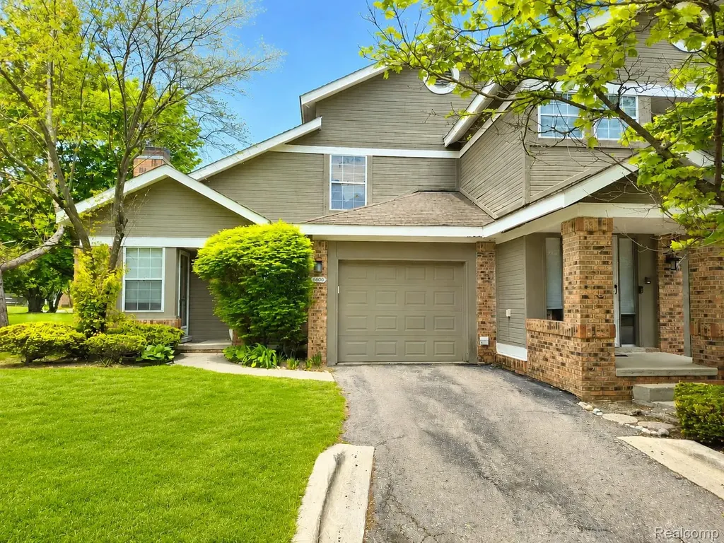 6606 Embers Court West Bloomfield Charter Township MI 48322