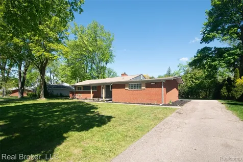 31720 N Marklawn Street Farmington Hills City MI 48334