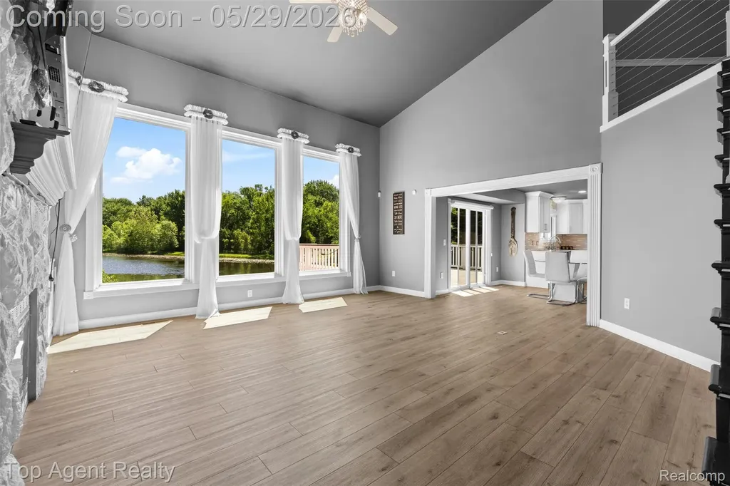 43912 Trillium Drive Sterling Heights City MI 48314