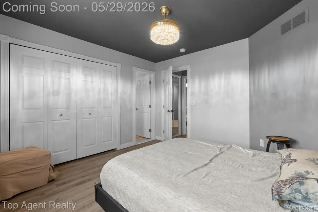 43912 Trillium Drive Sterling Heights City MI 48314