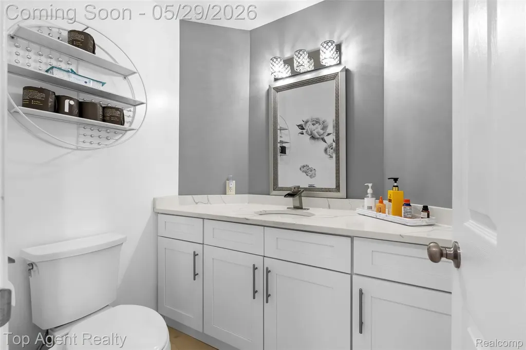 43912 Trillium Drive Sterling Heights City MI 48314
