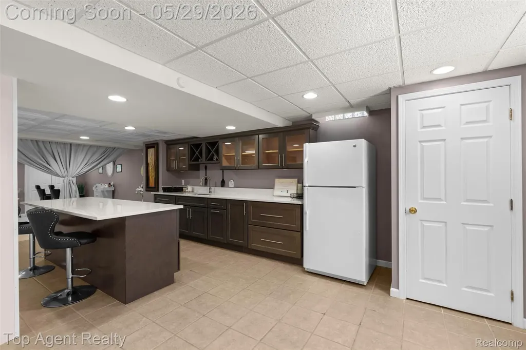 43912 Trillium Drive Sterling Heights City MI 48314