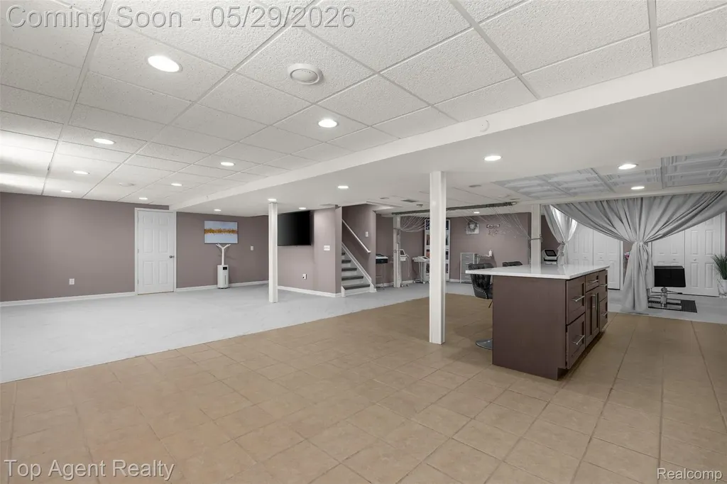 43912 Trillium Drive Sterling Heights City MI 48314