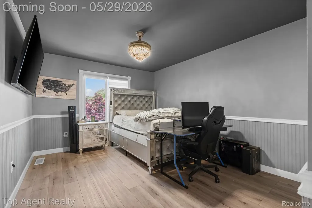 43912 Trillium Drive Sterling Heights City MI 48314