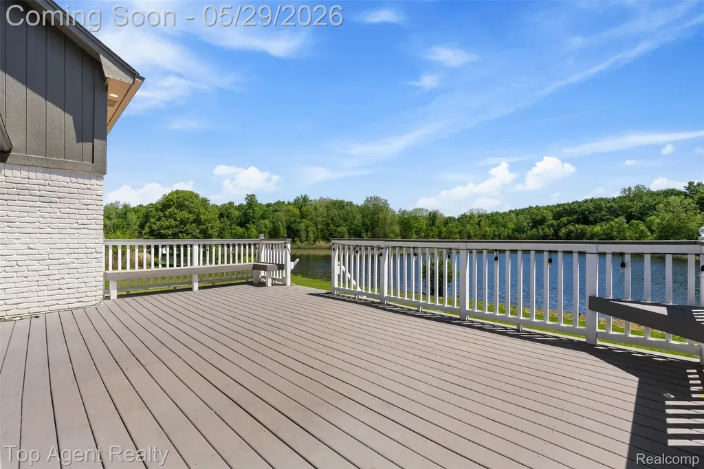 43912 Trillium Drive Sterling Heights City MI 48314