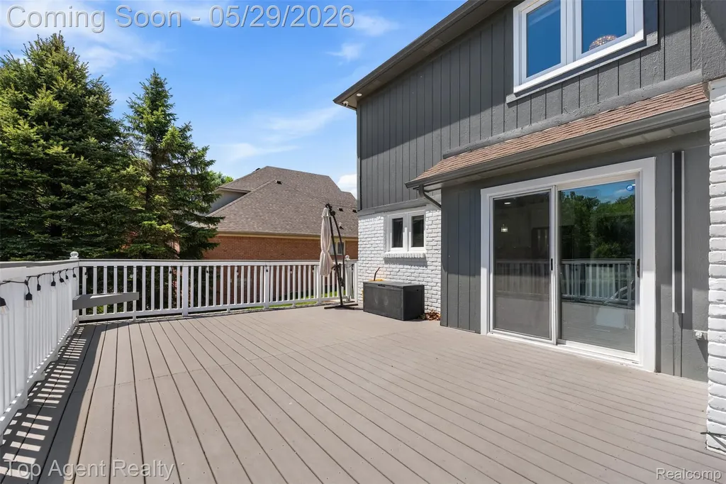 43912 Trillium Drive Sterling Heights City MI 48314