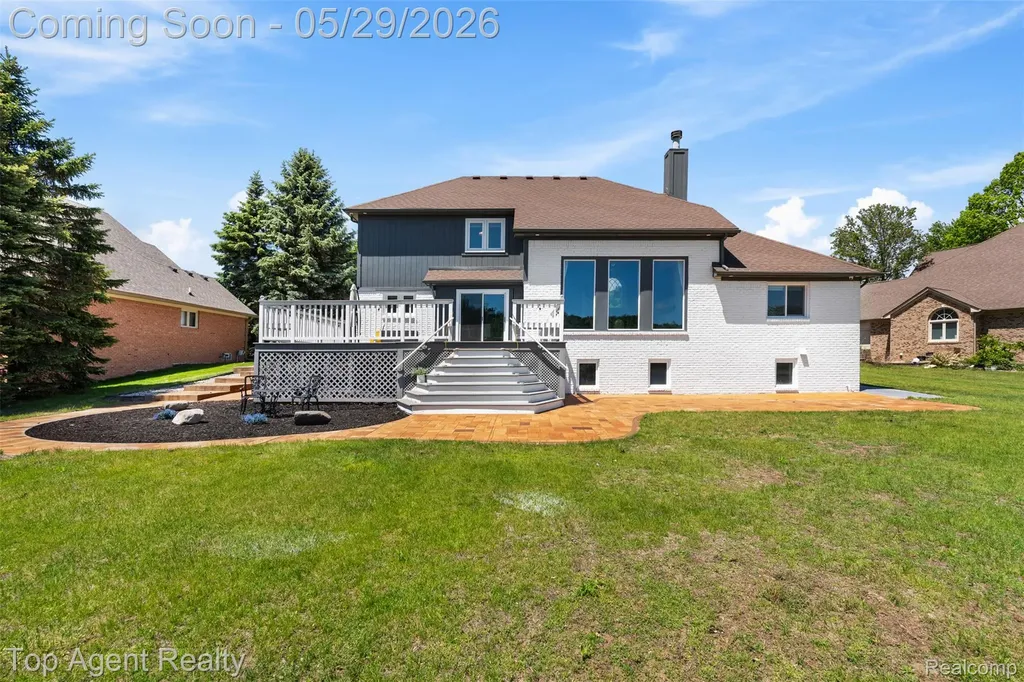43912 Trillium Drive Sterling Heights City MI 48314
