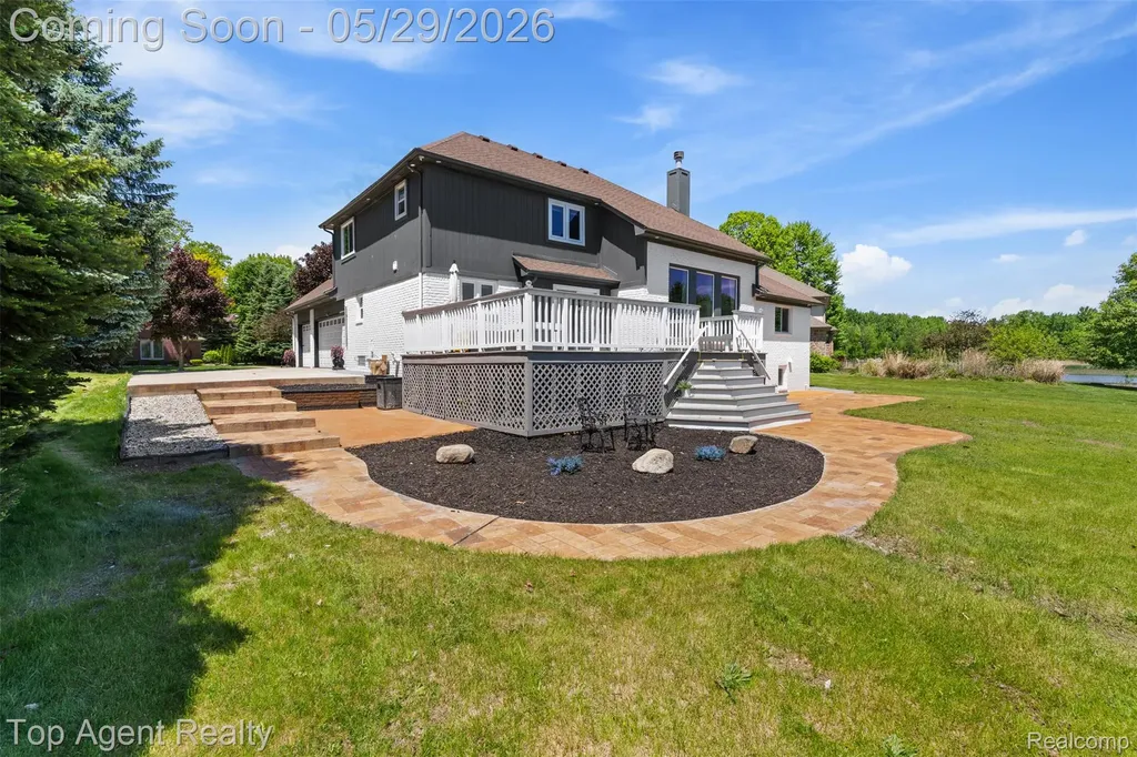 43912 Trillium Drive Sterling Heights City MI 48314