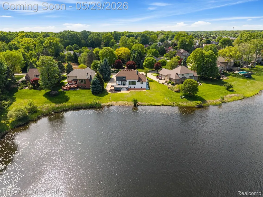 43912 Trillium Drive Sterling Heights City MI 48314