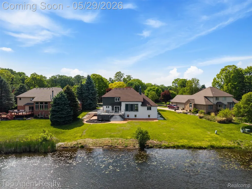 43912 Trillium Drive Sterling Heights City MI 48314