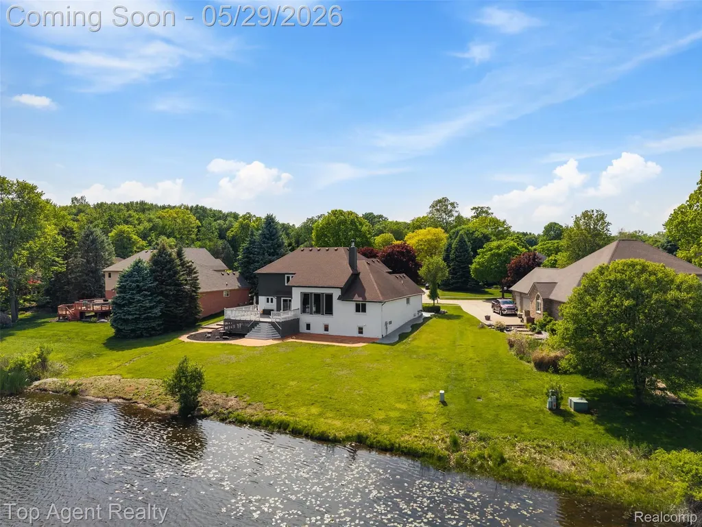 43912 Trillium Drive Sterling Heights City MI 48314