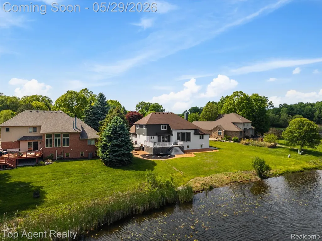 43912 Trillium Drive Sterling Heights City MI 48314