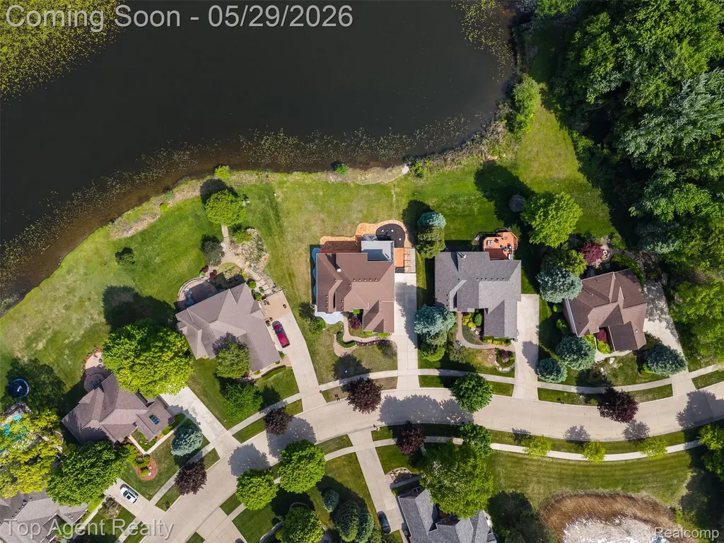 43912 Trillium Drive Sterling Heights City MI 48314