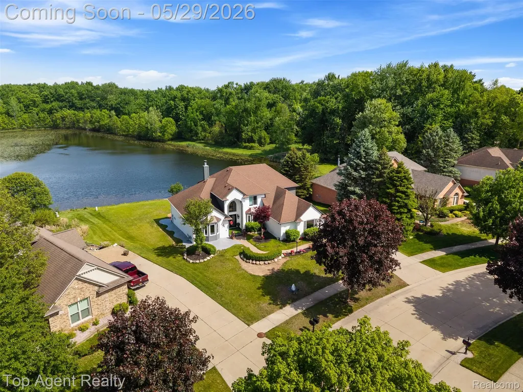 43912 Trillium Drive Sterling Heights City MI 48314