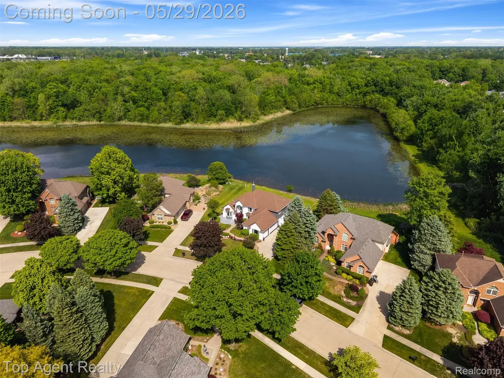 43912 Trillium Drive Sterling Heights City MI 48314