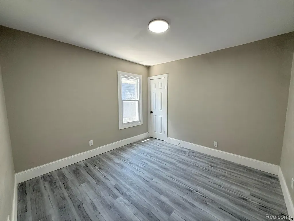 266 W Bennett Avenue Ferndale City MI 48220
