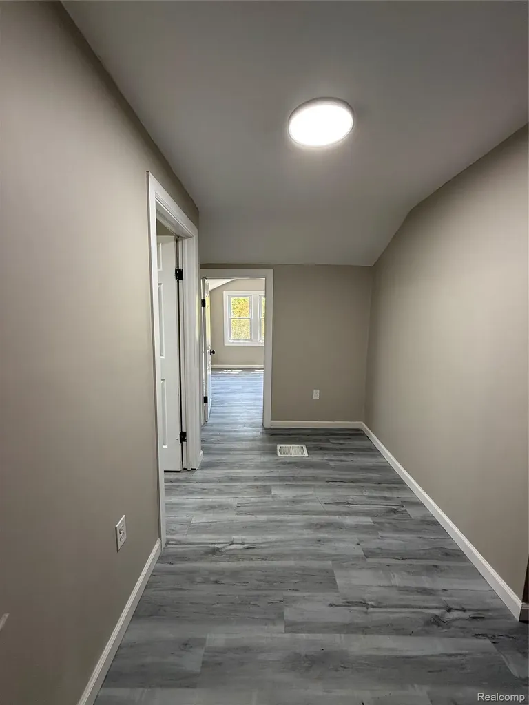 266 W Bennett Avenue Ferndale City MI 48220