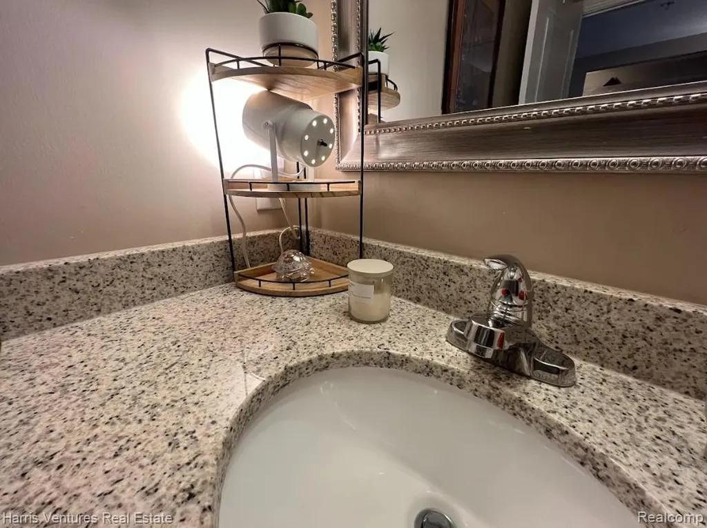 16605 Savor Lane Clinton Charter Township MI 48035